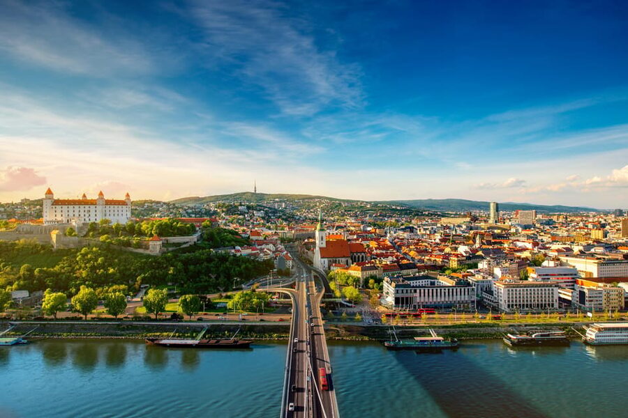 Private trip from Budapest to Bratislava & Gyor, and back - Should You Book This Budapest-to-Slovakia Private Day Trip?
