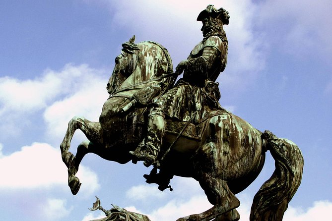 Private Van & Walk Tour - One Perfect Day in Vienna - Private Van and Walk Format: The Best Way to See Vienna Fast