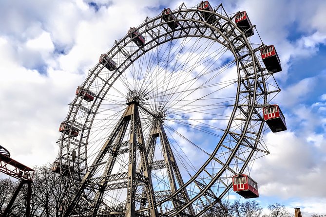 Private Van & Walk Tour - One Perfect Day in Vienna - The 50-Cent Arte Nouveau Moment, Naschmarkt, and Rathausplatz Scenes