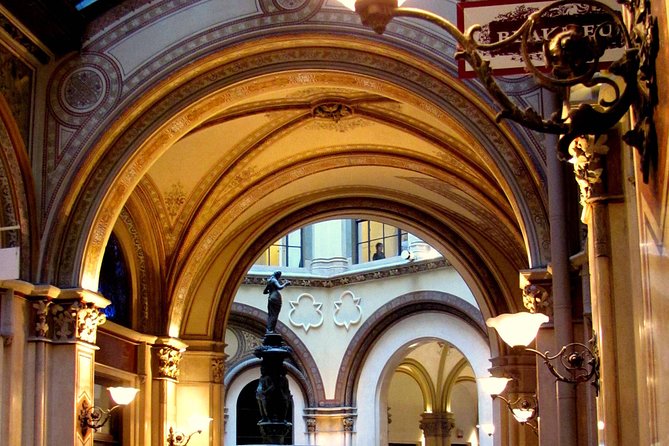 Private Vienna Evening Walk — Orientation for Your First Night - Plague Column and Stephansplatz: faith, resilience, and St. Stephen’s Gothic details