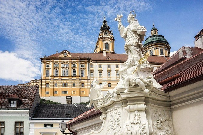 Private Wachau Valley & Danube River Tour from Vienna - Stop 1 in Vienna: a smooth start, not another sightseeing chore