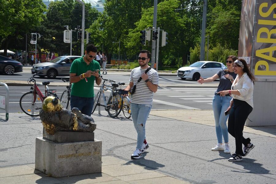 Riddle Tour: Explore the Hidden Gems of Vienna - Kärntner Straße and the Walk-In Sense of Direction