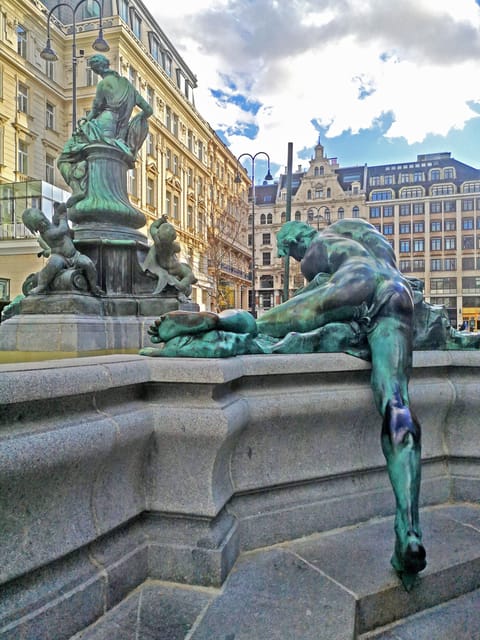 Scandals, affaires & anecdotes in Vienna - Who should choose this tour