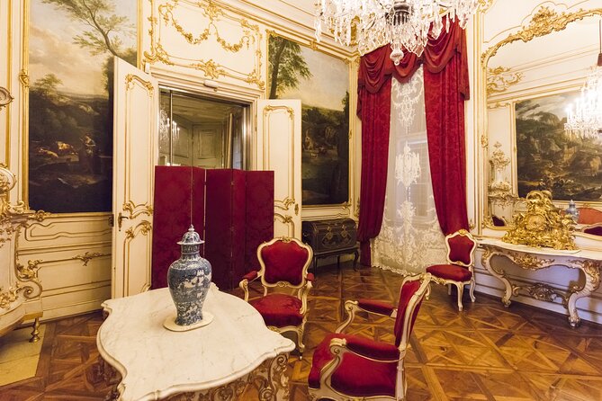 Schönbrunn Palace Guided Tour with Skip the Line Access - Should you book the Schönbrunn Palace guided skip-the-line tour?