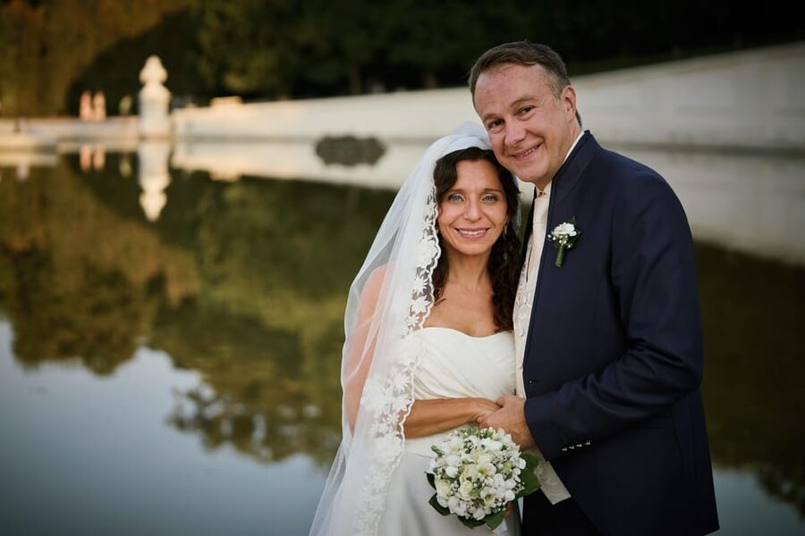 Schönbrunn Palace Private Photoshooting tour - Best for families, couples, and anyone who fears stiff posing