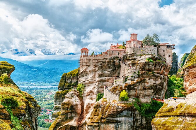 Semi-Private Tour: Central Europe &Balkans from Vienna to Athens - Budapest in one big day: St. Stephen’s, castles, and a night to wander