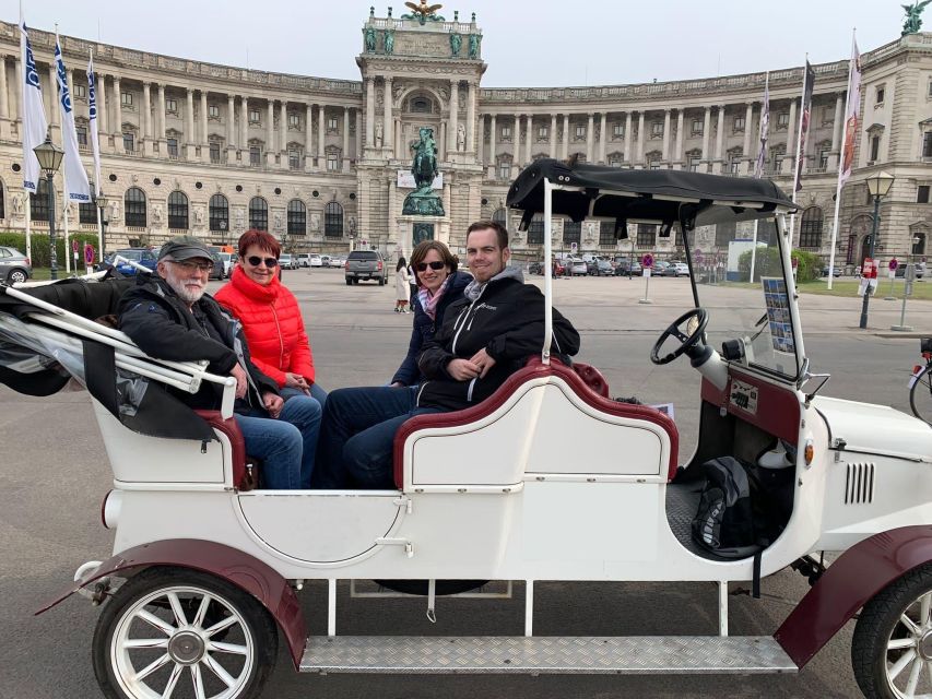Sightseeing tour in electric vintage car (up to 5 people) - Key highlights at a glance
