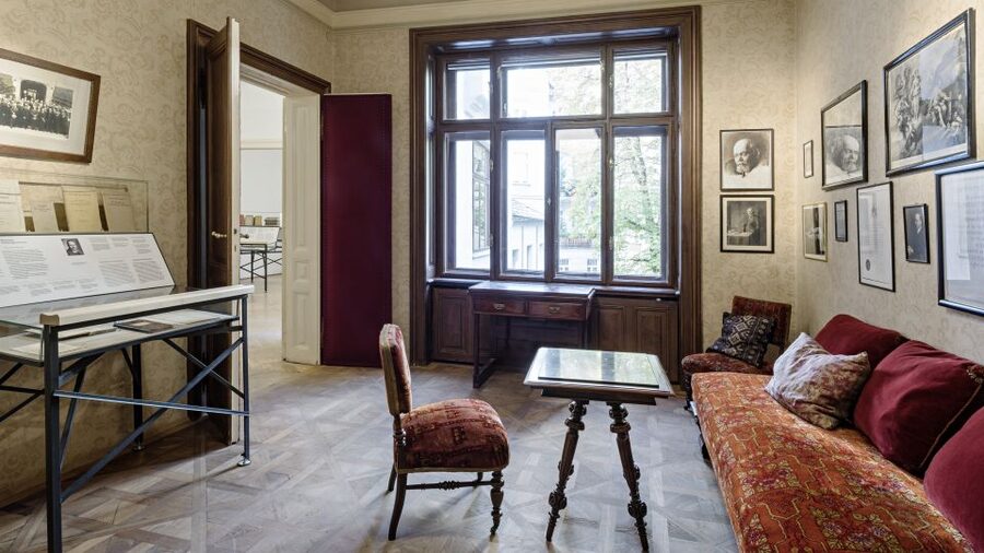Sigmund Freud Museum Ticket - Price and value: is $18 a fair deal for one day in Freud’s home?