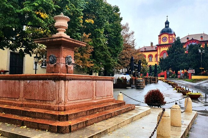 Small Group Tour; Europe &The Balkans - Vienna to Dubrovnik/Split - Hungary’s best hits: Győr’s architecture, then Budapest’s biggest signals