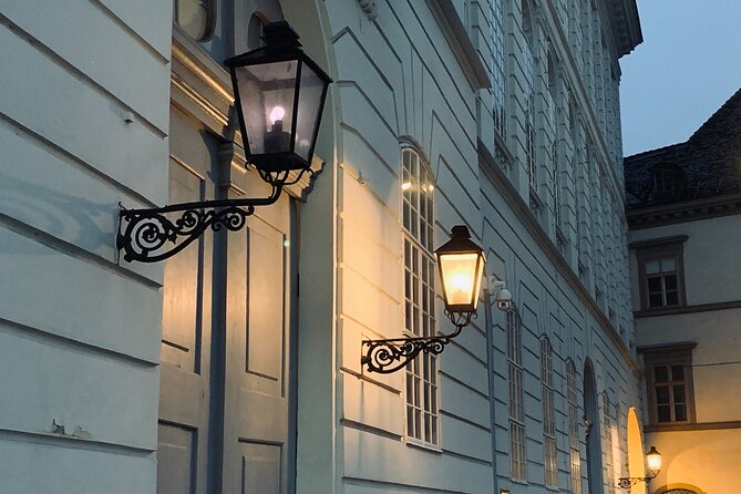 Spooky Vienna Ghost Tour in English - Stephansplatz and St. Stephen’s Cathedral: the cursed north tower