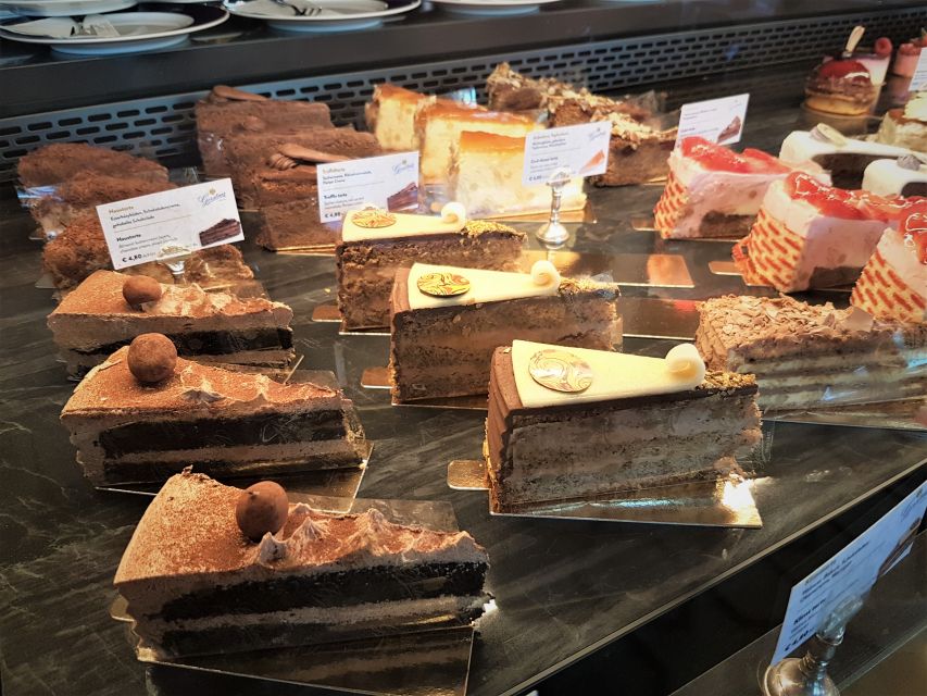 Sweet Vienna Tour: Home of Cakes and Cafe Culture - Meeting Outside the Tea Shop and Getting the Coffeehouse Game Plan