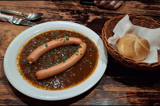 The Viennise Food Tour: The World of Yesterday - The tasting structure: what you actually get at each stop
