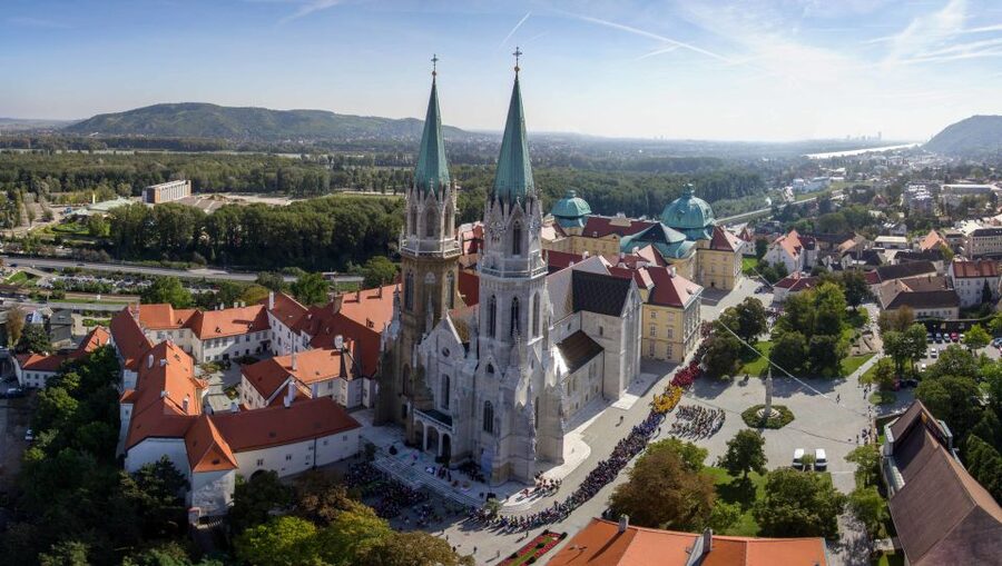 Ticket to Klosterneuburg Abbey - Marble Hall + Abbey Views: When History Meets the Danube