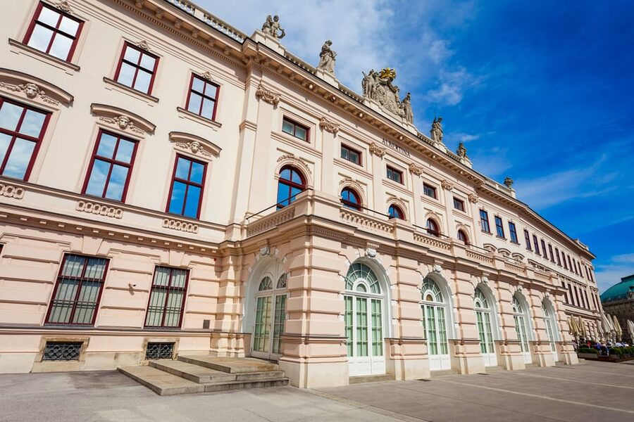 Tickets for the Albertina Exhibitions - On-Site Breaks: Demel Café and the Smart “Refuel Plan”