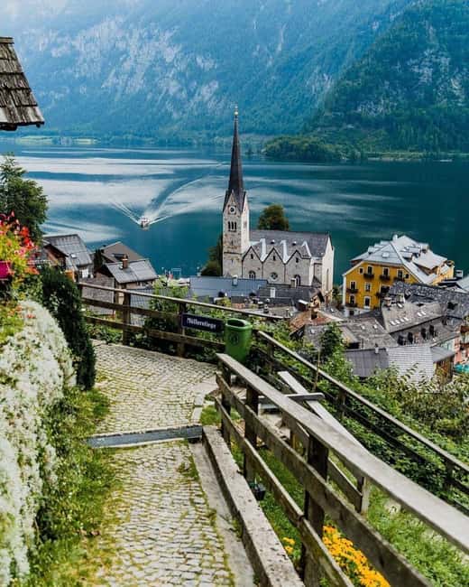 Traunkirchen, Hallstatt & Salzburg – A Day to Remember - A Premium Mercedes Day Trip That Actually Feels Like a Day Trip