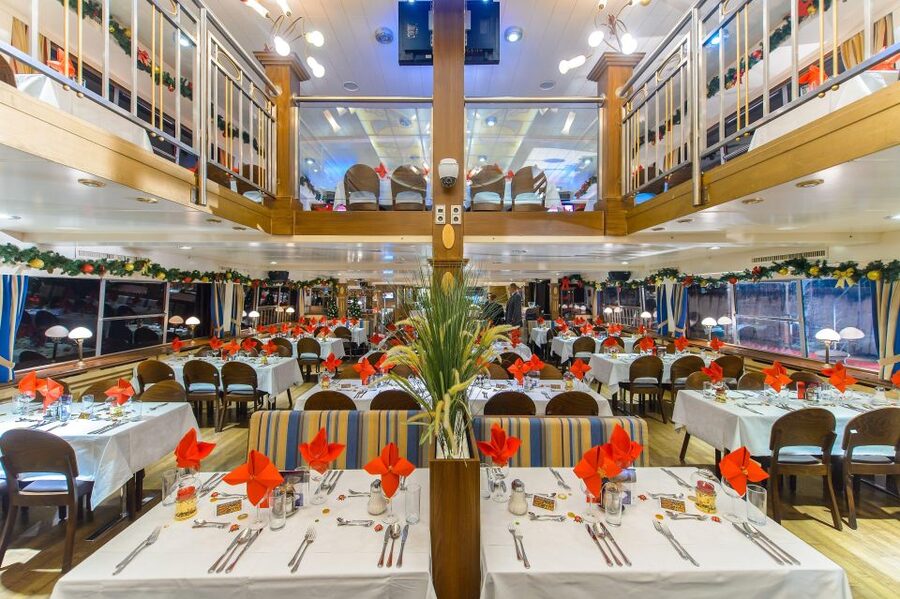 Vienna: 3,5-Hour Danube Cruise "Abba Night" - Live ABBA Music by Abba Chiquita Revival: When the Party Starts
