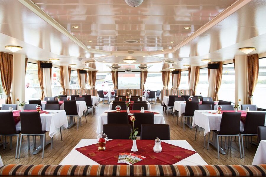 Vienna: 3.5-Hour Grand Danube River Cruise - MS Wien and MS Vindobona: two ships, one cozy plan