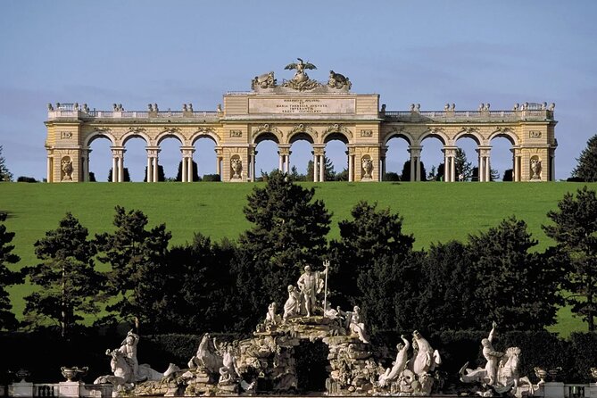 Vienna: 3-Hour Private Walking tour - Starting at Stephansplatz: the easiest way to get your bearings