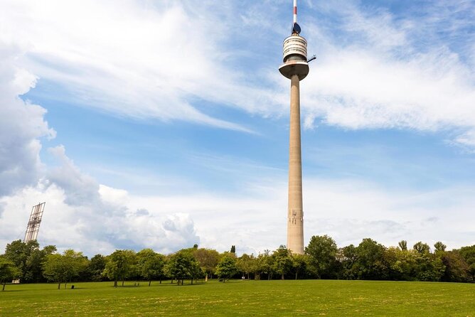 Vienna 40 Minutes Helicopter Tour for 2 - Price and value: Is $488.48 per person worth it?