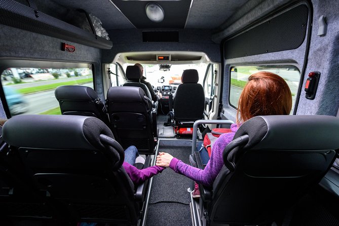 Vienna Airport private ROUND-TRIP Transfer - The return trip: avoiding terminal confusion and last-day stress