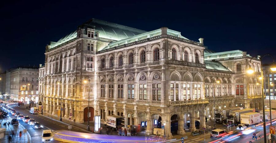 VIENNA AT NIGHT: PRIVATE PHOTO TOUR - Key things you’ll notice on this tour