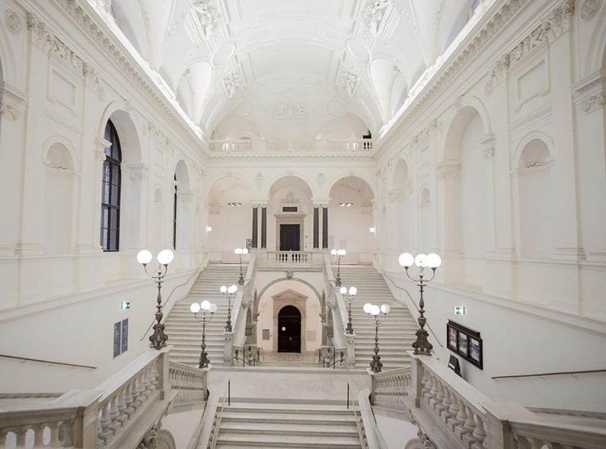 VIENNA AT NIGHT: PRIVATE PHOTO TOUR - Vienna at Night: why this tour works so well in the real world