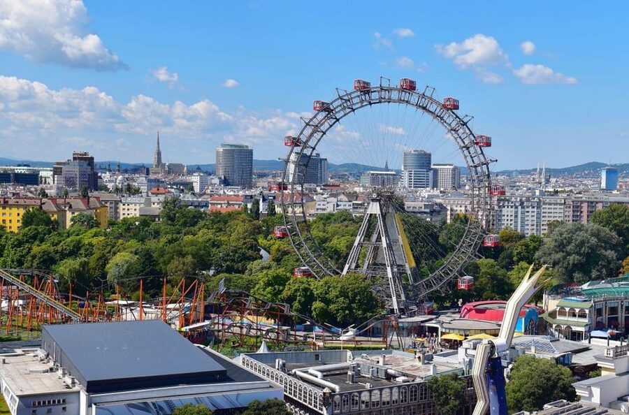 Vienna Audioguide - TravelMate app for your smartphone - Stephansdom: the first big “this is Vienna” moment