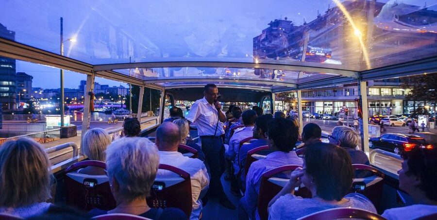 Vienna: Big Bus Evening Sightseeing Bus Tour with Live Guide - Entering Vienna After Dark: What This 90 Minutes Really Feels Like