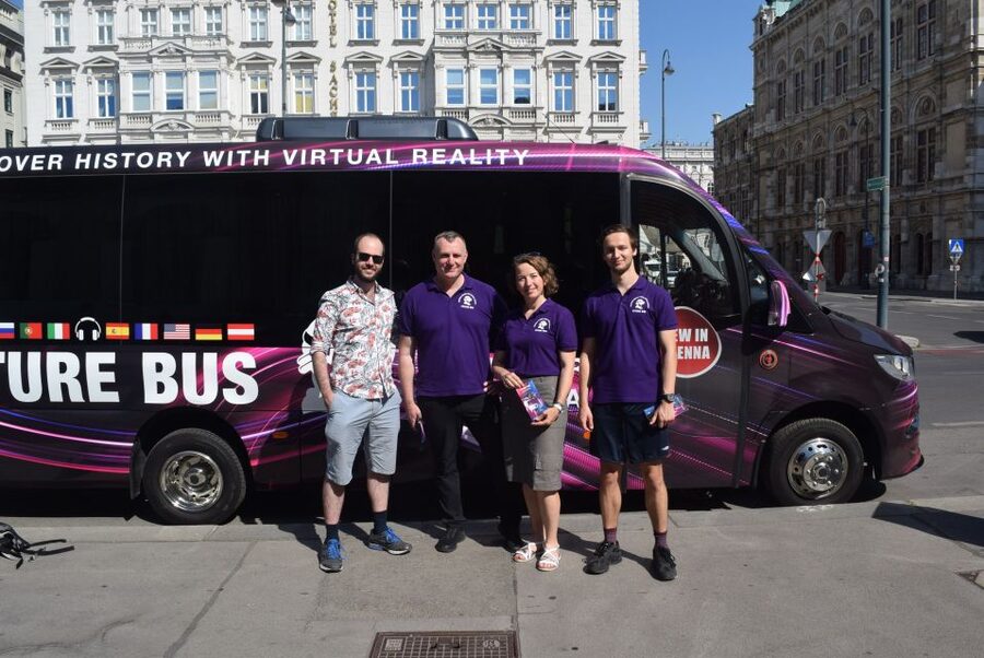 Vienna: Bus Tour with Virtual Reality Experience - Votive Church and the Franz Joseph Assassination Attempt Storyline