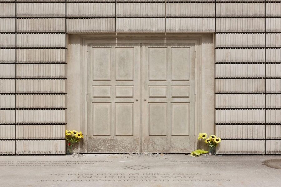 Vienna Central Cemetery Walking Tour with Transfers - FAQ