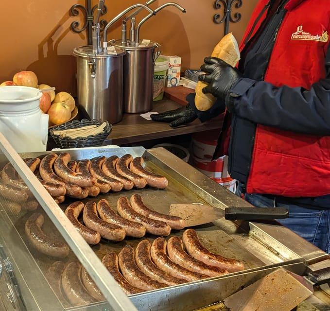 Vienna: Christmas Market Food and Drinks Tour - The meeting point at Am Hof (and why it’s smart)
