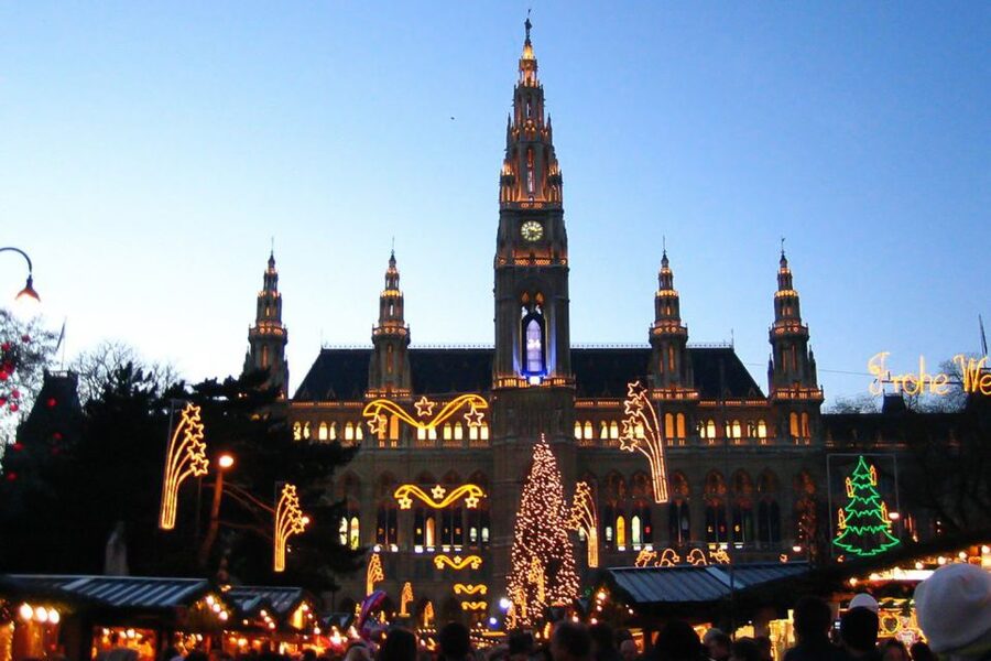 Vienna: Christmas Markets Tour - Why this Vienna Christmas Markets walk makes sense in winter