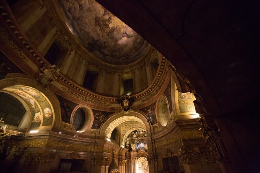 Vienna: Christmas & New Year's Concert in St. Peter's Church - What you’ll hear: holiday mood plus classical favorites