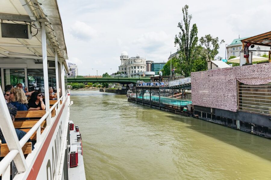 Vienna: City Cruise with Optional Lunch - Why a 75-Minute Danube Canal cruise works so well in Vienna