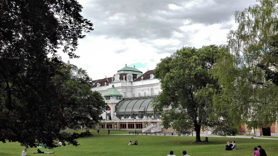 Vienna: City Highlights Guided Walking Tour & Old Town - What You Actually Get From This 2-Hour Vienna Walk