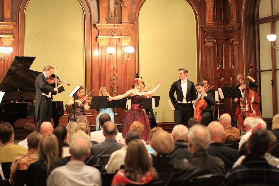 Vienna: Classical Concert at Eschenbach Palace - What the 80 Minutes Feels Like: The Show Flow