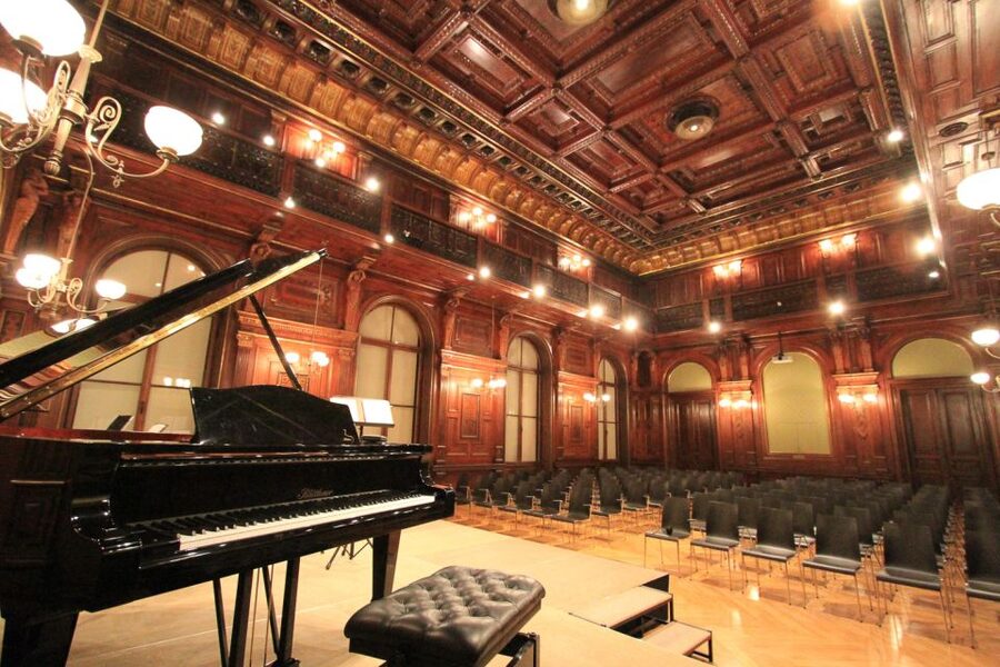 Vienna: Classical Concert at Eschenbach Palace - Inside the Palace: Why the Room Matters (Even If You Don’t Care About Acoustics)