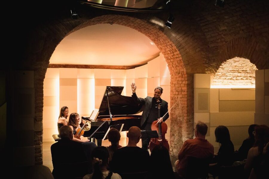 Vienna: Classical Concert at Mozarthaus with Museum Entry - Getting to the Mozarthaus: Stephansplatz and a tight evening schedule