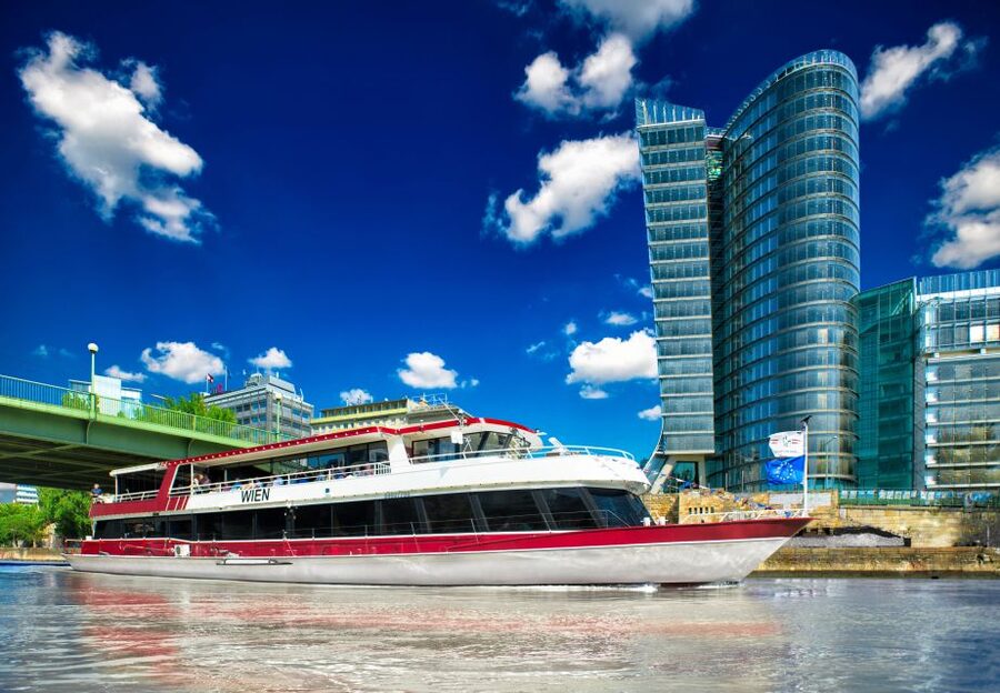 Vienna: Cruise and Schnitzel Tour - Price and Value: What $66 Really Buys You