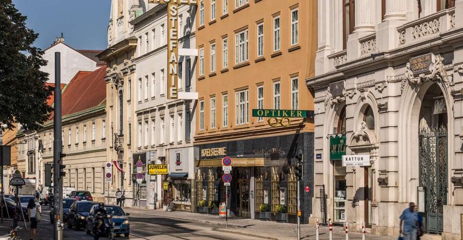 Vienna: Culinary Experience at Restaurant Stefanie - Entering Hotel Stefanie’s historic dining room