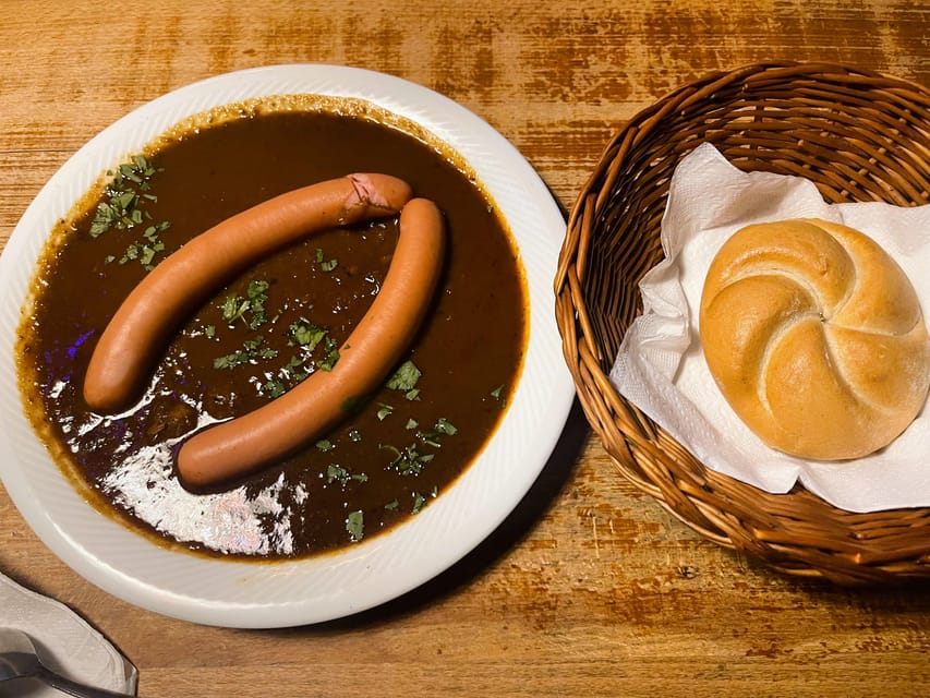Vienna: Food tasting tour of Hidden Gems (Small Groups) - Guides make it click: Maria, Raluca, and Nat set the tone