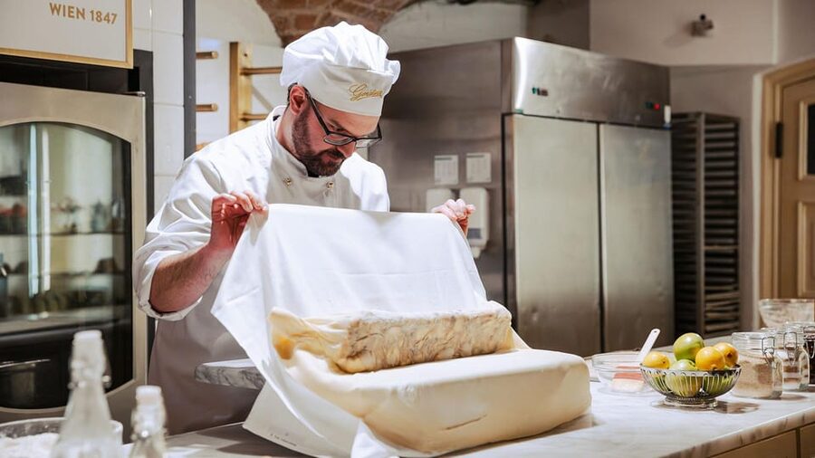 Vienna: Gerstner KuK Hofzuckerbäcker Baking Show & Tasting - Strudel Made at Schönbrunn: Why This Show Feels More Vienna Than a Museum