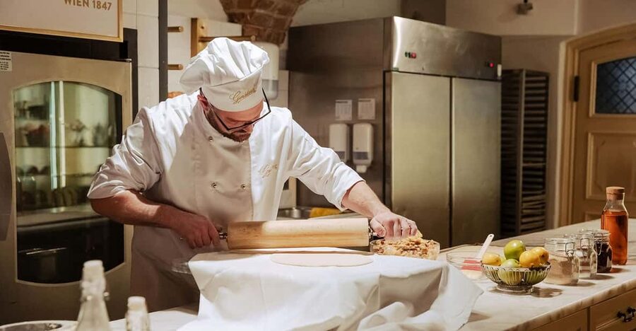 Vienna: Gerstner KuK Hofzuckerbäcker Baking Show & Tasting - FAQ