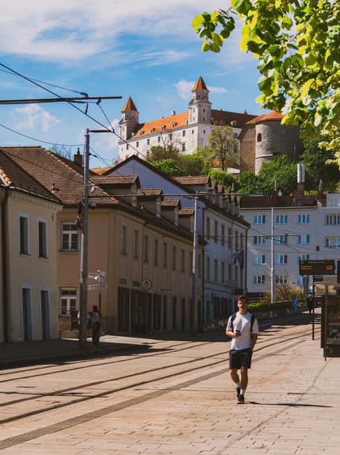 Vienna: Guided Bratislava & Devín Castle Tour via Hainburg - Included Tastings: Slovak, Hungarian, Austrian Wine or Spirits