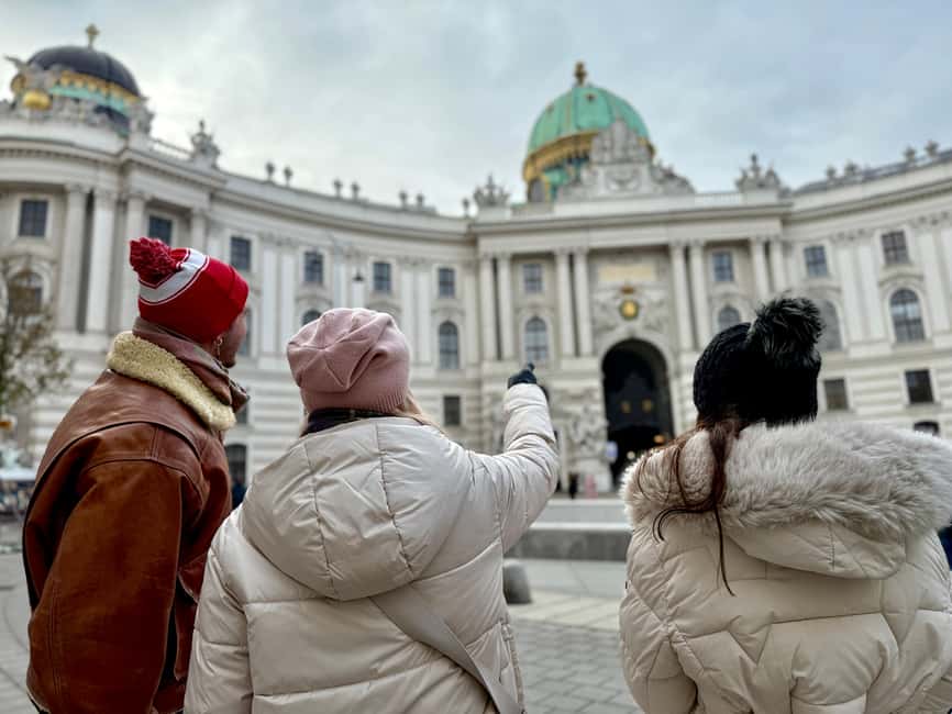 Vienna: Guided Food Tour with 8+ Food Tasting & Secret Dish - Meeting point in central Vienna: how you’ll actually find your guide