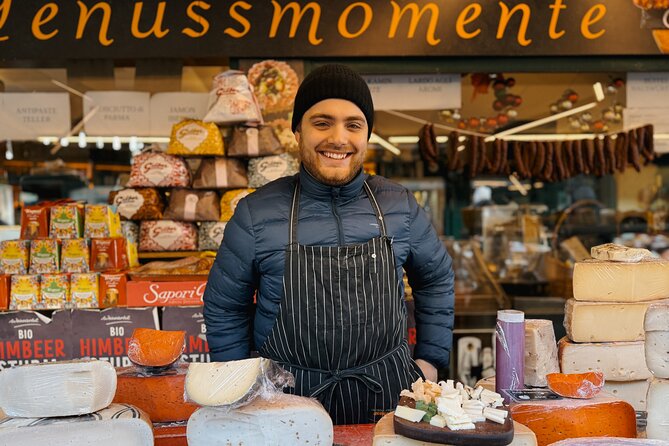 Vienna Guided Food Tour with 8 Food Tastings & A Secret Dish - Stop 2: Kohlmarkt Wurst Stand and the Käsekrainer Moment