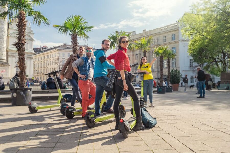 Vienna: Guided Tour by Kick Bike or E-Scooter with a Local - Key things to know before you book
