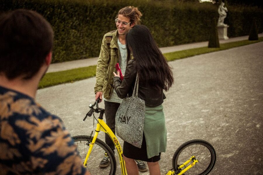 Vienna: Guided Tour by Kick Bike or E-Scooter with a Local - Meeting at the yellow Prime Tours umbrella (and finding it fast)