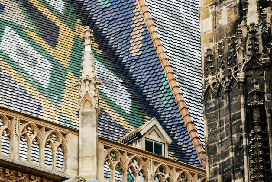 Vienna: Guided Walking Tour of City Center Highlights - What kind of group size and guide style to expect