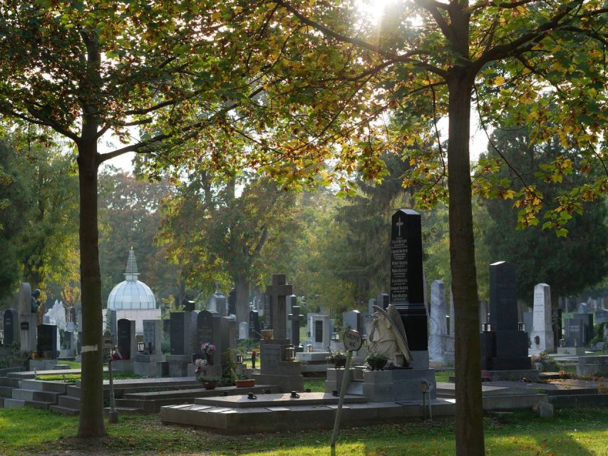 Vienna: Guided Walking Tour of the Central Cemetery - Ending Near the Honorary Graves: A Clean Wrap-Up